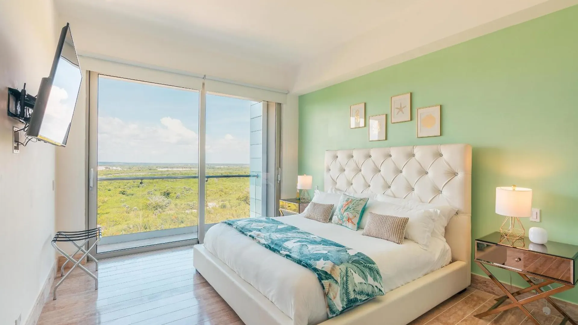Stylish 3Br Aparment With Balcony In Cap Cana Punta Cana